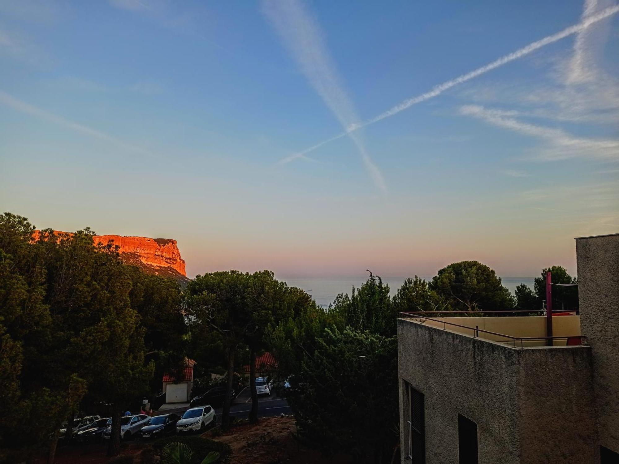 Bleu Cassis-Vintage -3 Ch- Magnifique Vue Mer- Parking Gratuit Et Jardin Esterno foto
